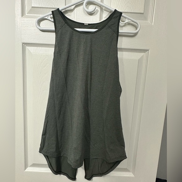 Lululemon Tank Top - Picture 1 of 4